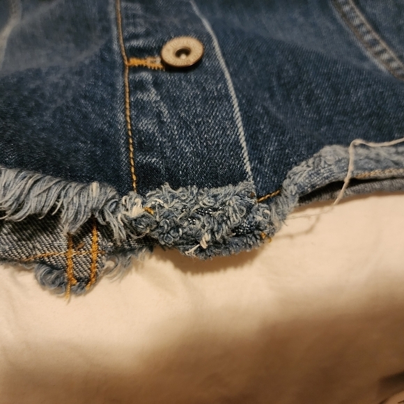 Forever 21 Blue Jean Denim Button Front Mini Skirt Waist 29 Frayed Cut-Off EUC - Picture 4 of 6